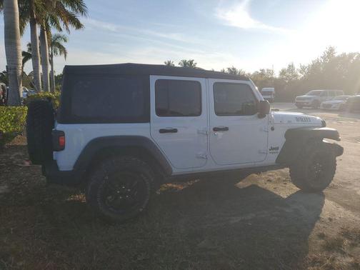 2021 Jeep Wrangler Willys
