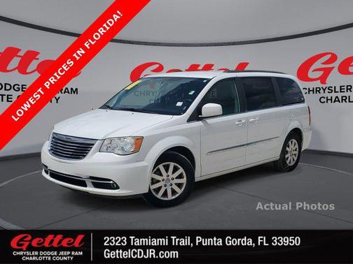 2014 Chrysler Town & Country Touring