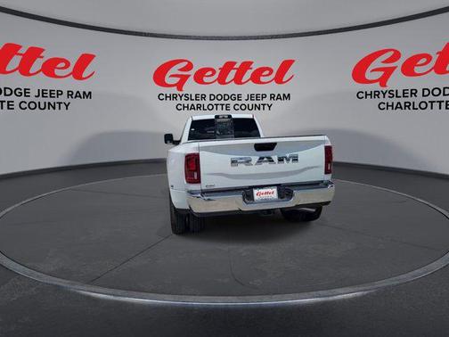 2025 RAM 3500 Tradesman Crew Cab 4x2 8' Box