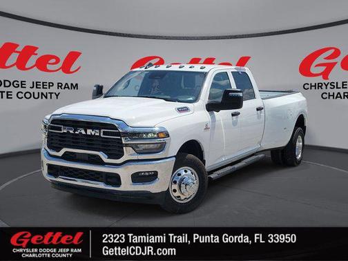 2025 RAM 3500 Tradesman Crew Cab 4x2 8' Box