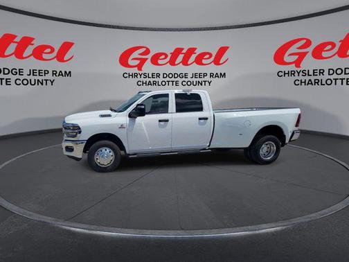 2025 RAM 3500 Tradesman Crew Cab 4x2 8' Box
