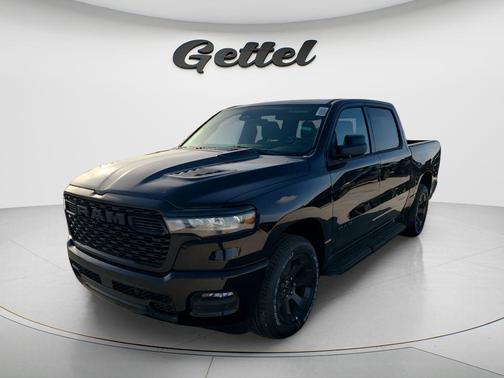 Diamond Black Crystal Pearlcoat 2026 RAM 1500 Express