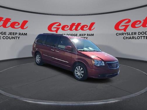 2016 Chrysler Town & Country Touring