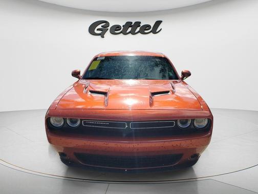 Sinamon Stick 2023 Dodge Challenger SXT