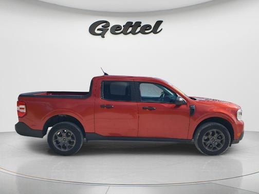 HOT PEPPER RED TC METALLIC 2022 Ford Maverick XLT