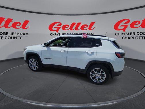 2023 Jeep Compass Latitude Lux