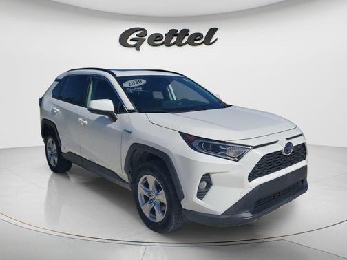 Super White 2020 Toyota RAV4 Hybrid XLE