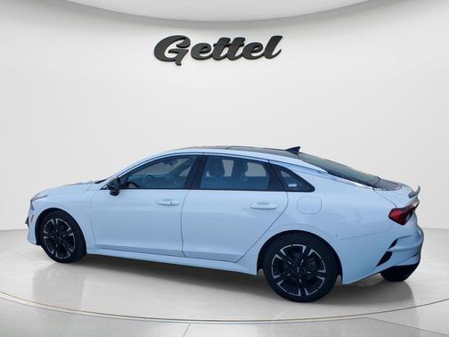 Glacial White Pearl 2021 Kia K5 GT-Line