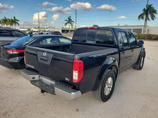 2016 Nissan Frontier SV