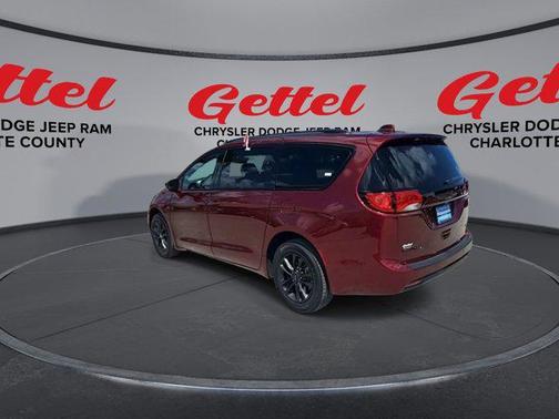 2020 Chrysler Pacifica L