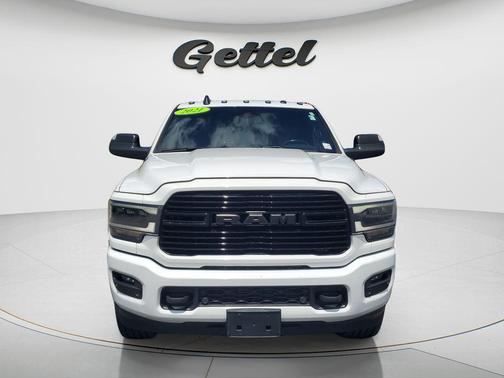 Bright White Clearcoat 2021 RAM 2500 Laramie Crew Cab 4x4 6'4' Box