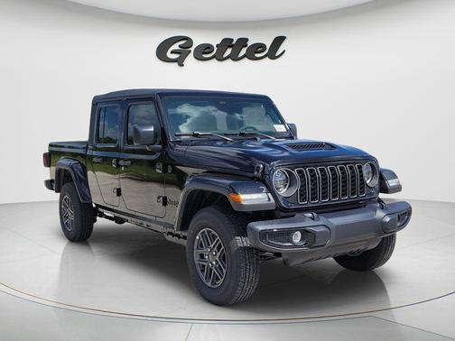 Black Clearcoat 2026 Jeep Gladiator Sport S