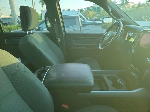 2021 RAM 2500 Big Horn Crew Cab 4x4 6'4' Box