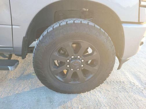 2021 RAM 2500 Big Horn Crew Cab 4x4 6'4' Box