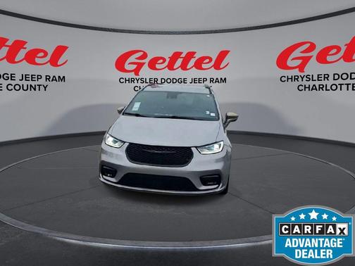 2021 Chrysler Pacifica Touring