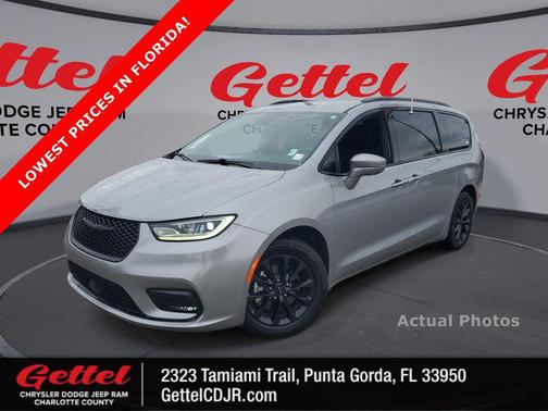 2021 Chrysler Pacifica Touring