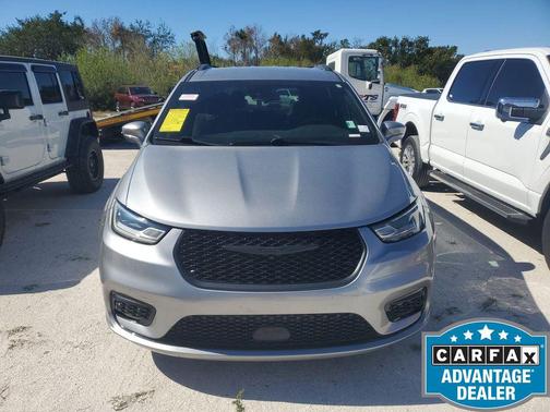 2021 Chrysler Pacifica Touring