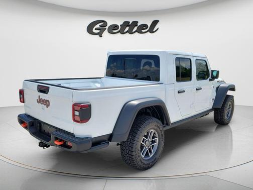 Bright White Clearcoat 2026 Jeep Gladiator Mojave 4x4