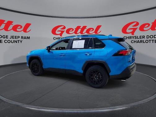 2020 Toyota RAV4 XLE