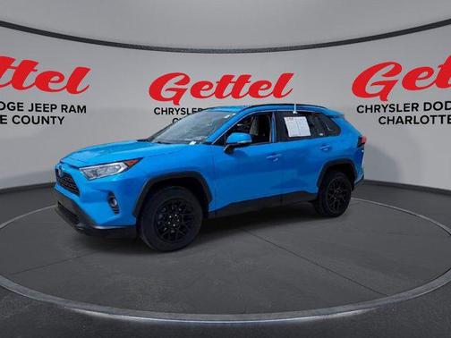 2020 Toyota RAV4 XLE