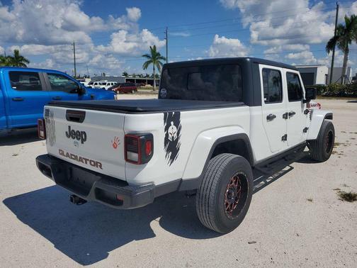2021 Jeep Gladiator Sport S