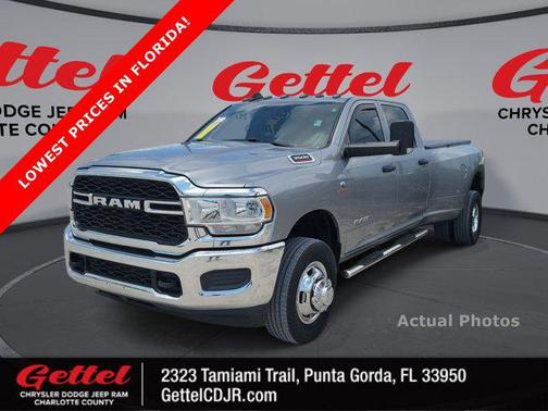 2019 RAM 3500 Tradesman Crew Cab 4x4 8' Box