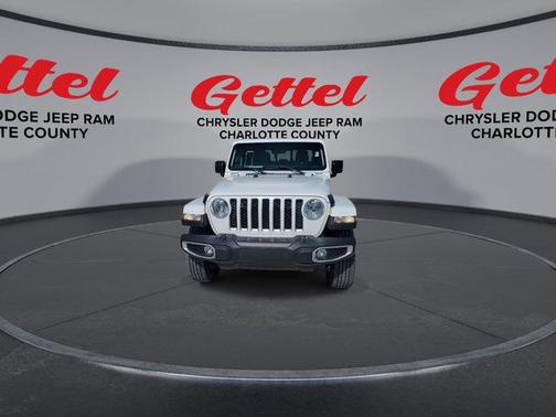 2022 Jeep Gladiator Overland