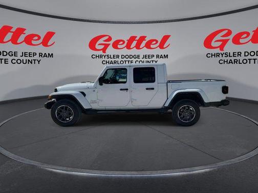 2022 Jeep Gladiator Overland