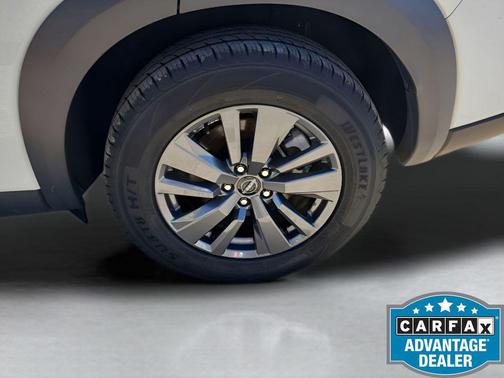 2023 Nissan Pathfinder S FWD