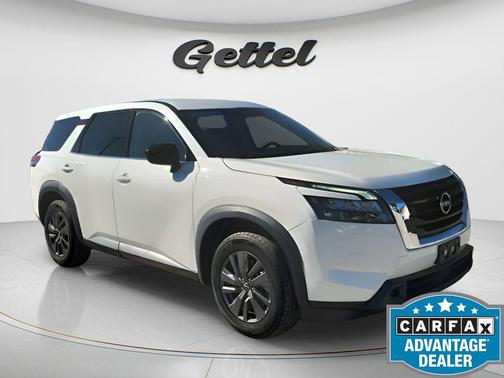 2023 Nissan Pathfinder S FWD