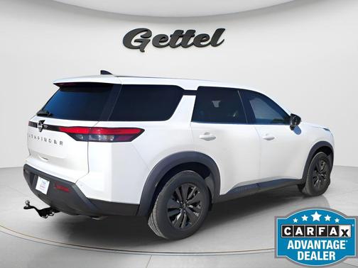 2023 Nissan Pathfinder S FWD