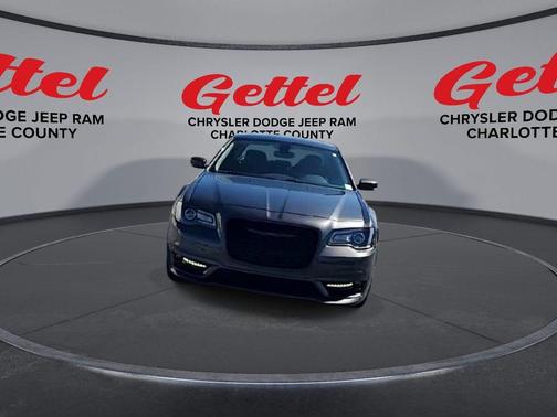 2023 Chrysler 300 Touring