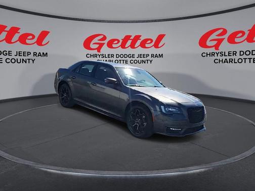 2023 Chrysler 300 Touring