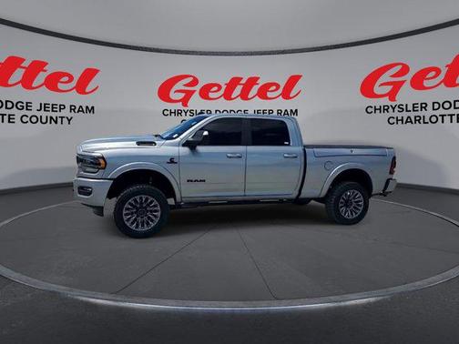 2022 RAM 2500 Limited Crew Cab 4x4 6'4' Box