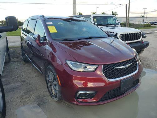 2021 Chrysler Pacifica Hybrid Limited