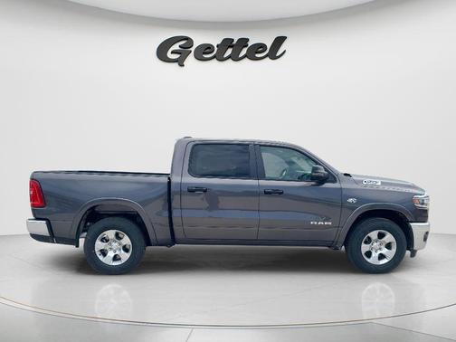 Granite Crystal Metallic Clearcoat 2026 RAM 1500 Big Horn/Lone Star