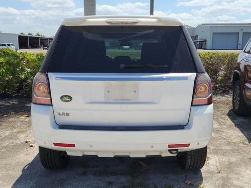 2014 Land Rover LR2 Base