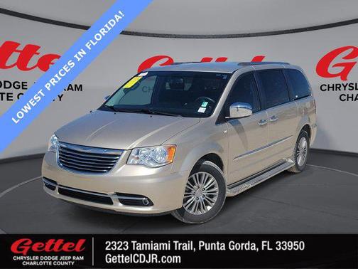 2014 Chrysler Town & Country Touring-L