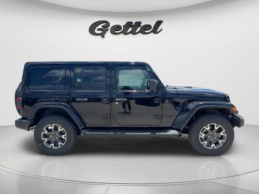 Black Clearcoat 2026 Jeep Wrangler 4-Door Sahara 4x4