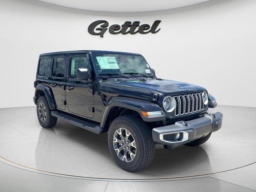 Black Clearcoat 2026 Jeep Wrangler 4-Door Sahara 4x4