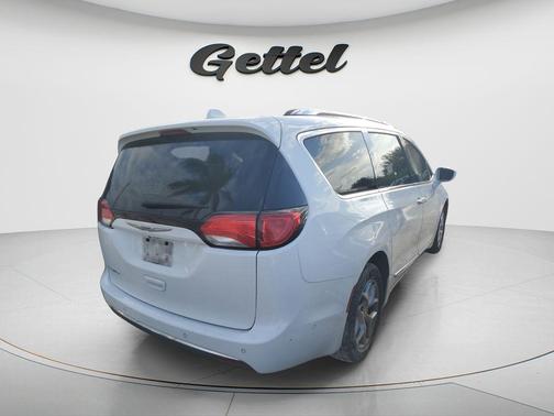 2019 Chrysler Pacifica Touring-L Plus