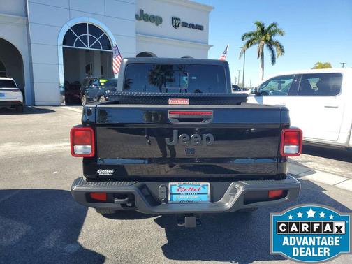 2023 Jeep Gladiator Willys 4x4