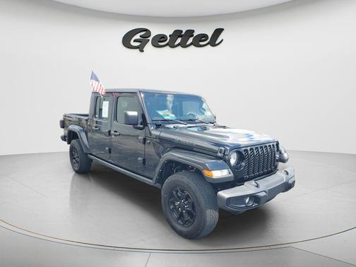 Black Clearcoat 2023 Jeep Gladiator Willys 4x4