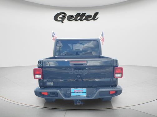Black Clearcoat 2023 Jeep Gladiator Willys 4x4