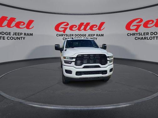 2025 RAM 2500 Big Horn Crew Cab 4x4 6'4' Box