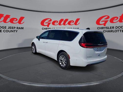2025 Chrysler Pacifica L