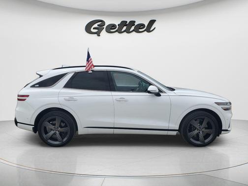 Alta White 2025 Genesis GV70 3.5T AWD Sport