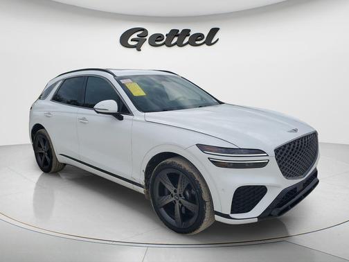 Alta White 2025 Genesis GV70 3.5T AWD Sport