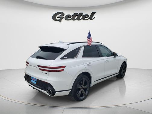 Alta White 2025 Genesis GV70 3.5T AWD Sport
