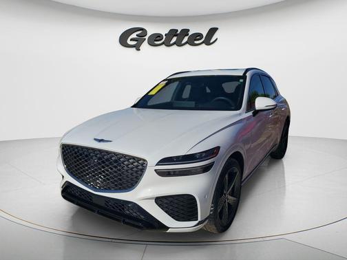 Alta White 2025 Genesis GV70 3.5T AWD Sport